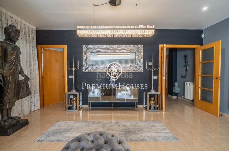 Foto 4007d82a-4438-4cd6-847d-30e99ca63822. Casa amb calefacció aparcament piscina a Canet de Mar