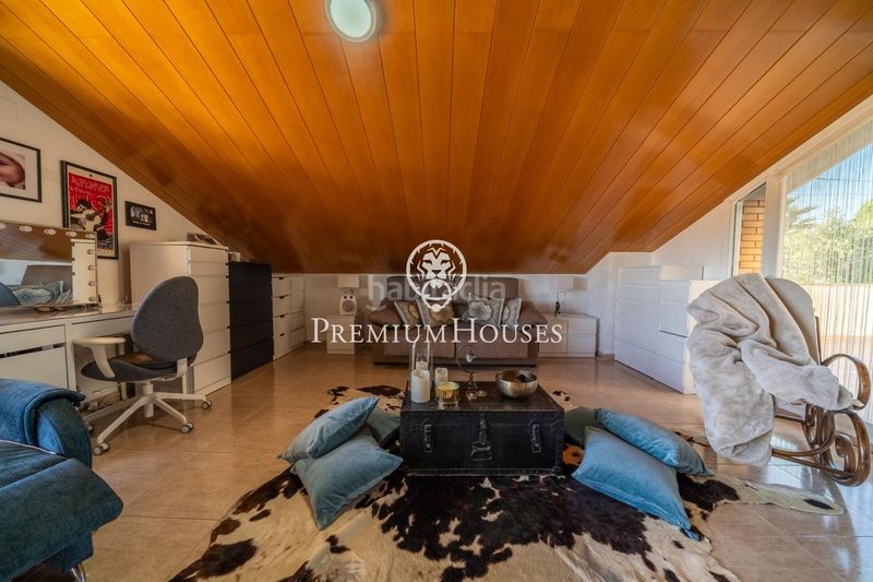 Foto a243cd76-9a06-4b74-9683-59e819a2073d. Casa amb calefacció aparcament piscina a Canet de Mar