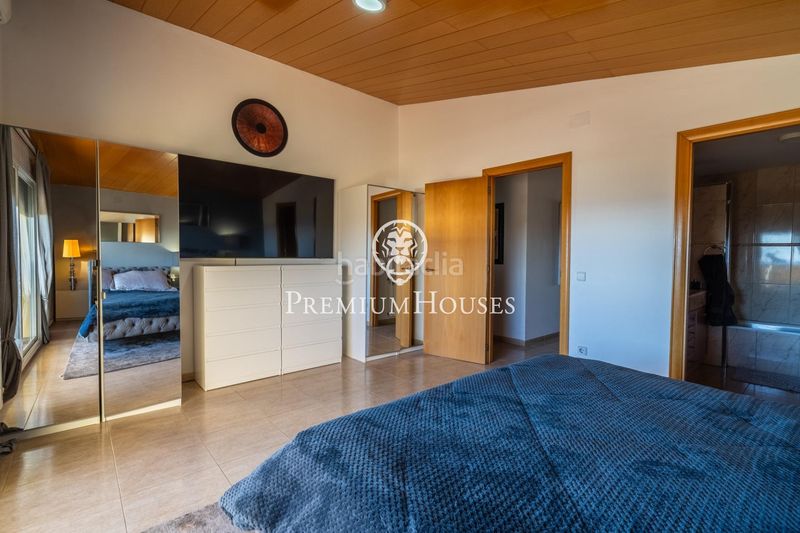 Foto d61eeadb-e709-4e15-93ff-de726e1bd8cf. Casa amb calefacció aparcament piscina a Canet de Mar