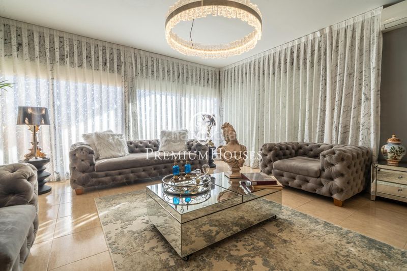 Foto ea87313b-cf66-4b2c-8721-479c2b3566e9. Casa amb calefacció aparcament piscina a Canet de Mar