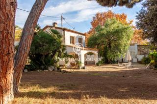 Maison à Bell-Aire. Casa semirreformada en venta en sant andreu de llavaneres