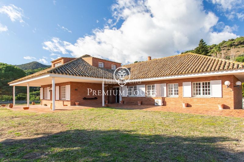 Foto cd92536b-f3f7-45c0-b41e-2db5e33a16fe. Casa amb aparcament a Nucli Urbà Argentona