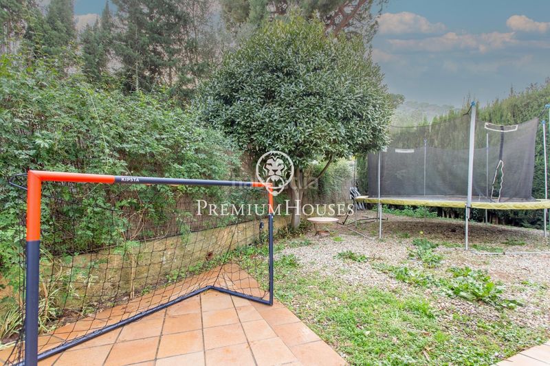 Foto 9080c09a-964d-4d91-9175-ca02a74cec80. Casa amb calefacció aparcament a Nucli Urbà Argentona
