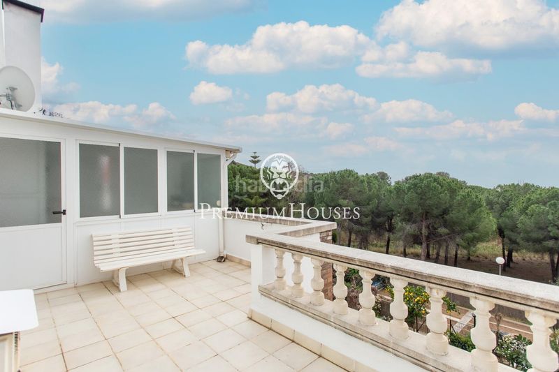 Foto aff532db-71ba-4def-a923-d500c27135a0. Casa amb calefacció aparcament a Mas Ram Badalona