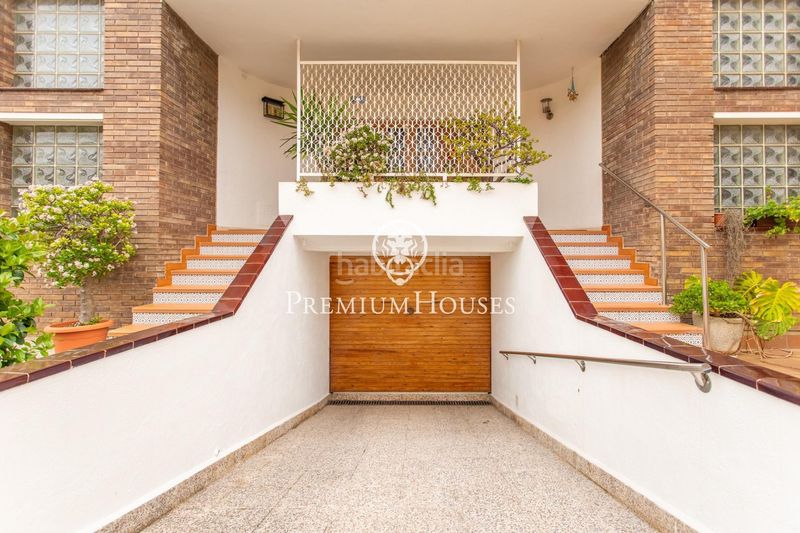 Foto d4bc2e3e-5cf0-41d3-9501-f27f6126e339. Casa amb calefacció aparcament a Mas Ram Badalona