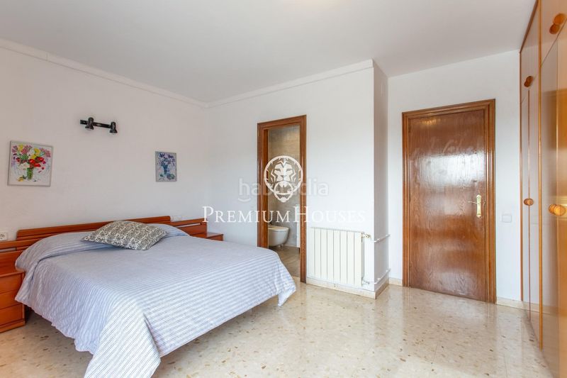 Foto e1ea9649-e5f0-4354-a114-25c2b298f534. Casa amb calefacció aparcament a Mas Ram Badalona
