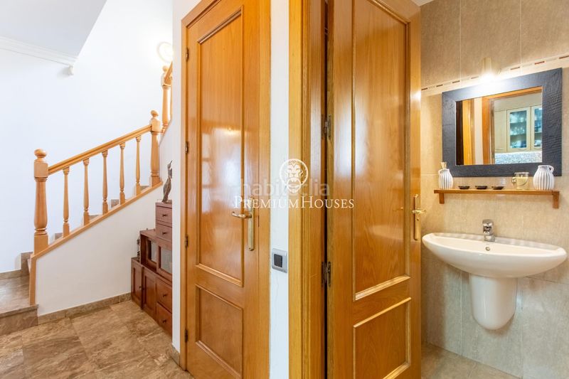 Foto 9a60a9dd-1201-4411-973d-d673b8b44bfb. Casa amb calefacció aparcament piscina a Teià