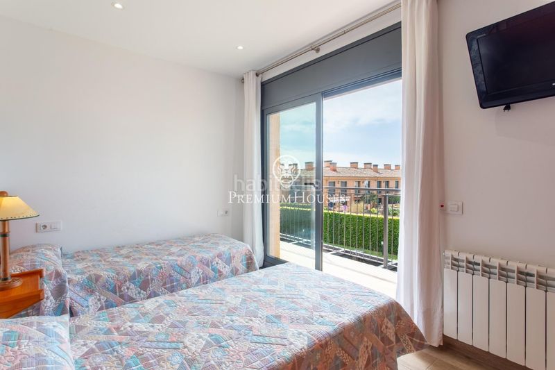 Foto 4d75fe54-a5ec-4502-a702-e3c1a1ee7646. Casa amb calefacció aparcament piscina a Cabrera de Mar