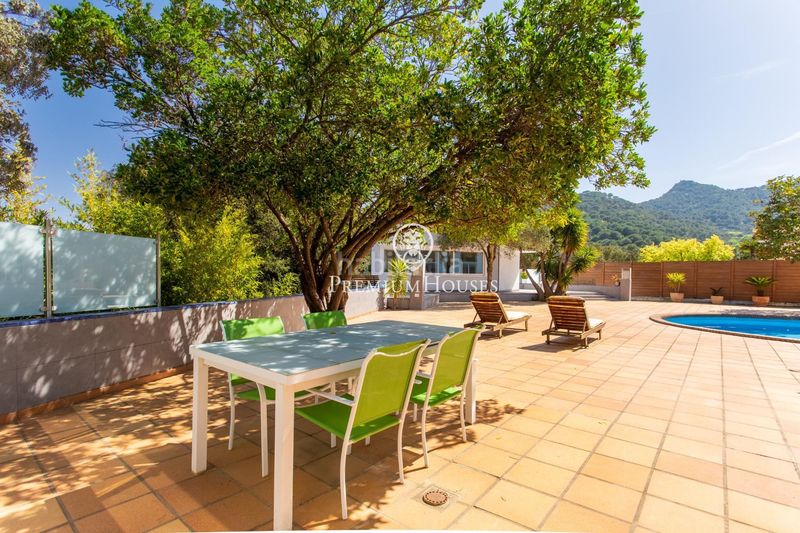 Foto 60750eb5-a483-420b-a1e3-36a35b05c25b. Casa amb calefacció aparcament piscina a Nucli Urbà Argentona