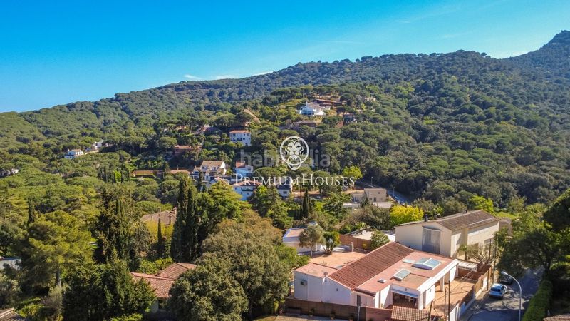 Foto a72c2d50-a50c-4e04-90dc-1814f659d9e6. Casa amb calefacció aparcament piscina a Nucli Urbà Argentona