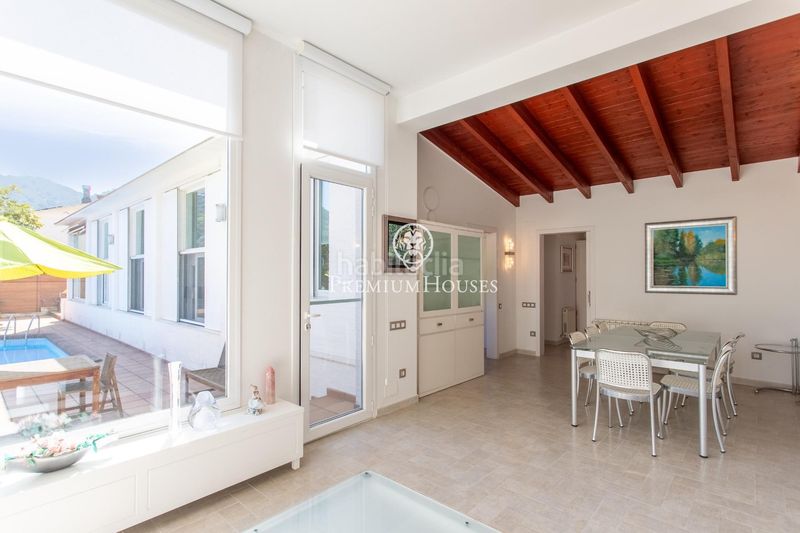 Foto ad221ee1-366d-4ee9-98f7-09b7c0fea43d. Casa amb calefacció aparcament piscina a Nucli Urbà Argentona