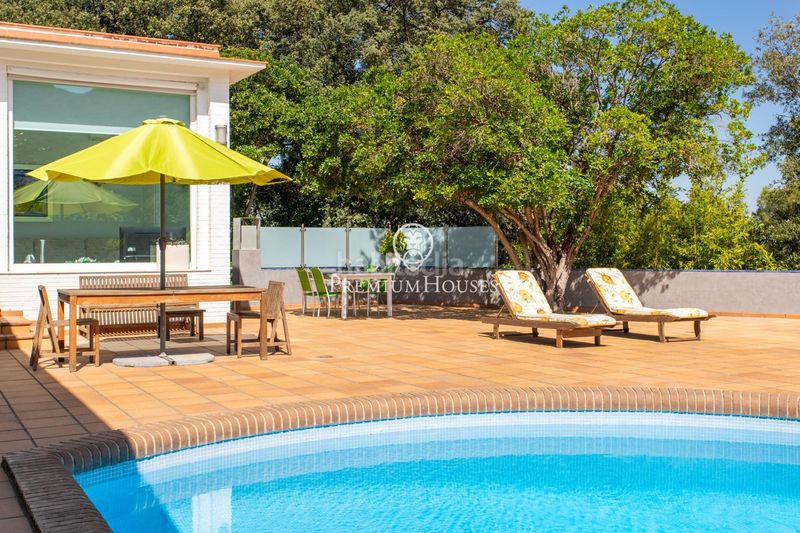 Foto e699aaeb-bbaf-4995-aef9-f1e7d7a26dac. Casa amb calefacció aparcament piscina a Nucli Urbà Argentona