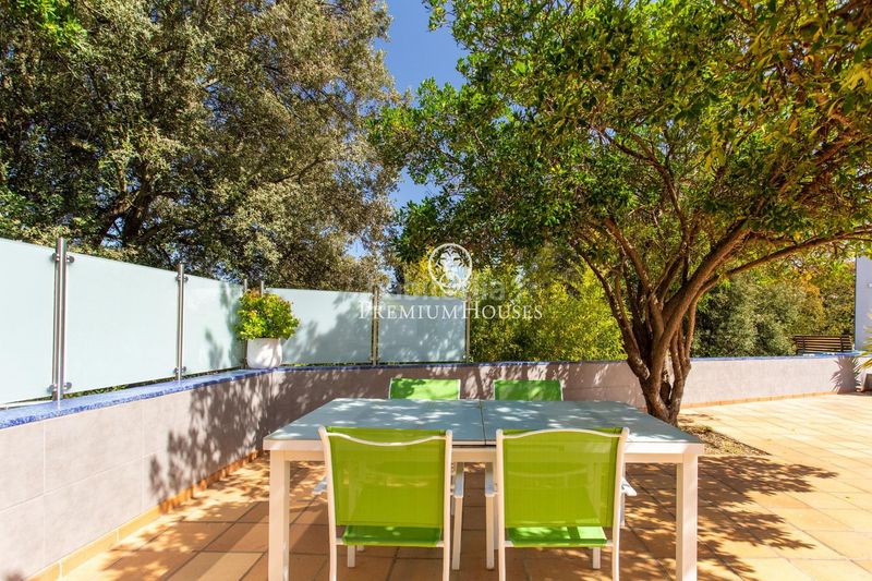 Foto f3da7eba-2652-419b-aeb2-fafad531bfe2. Casa amb calefacció aparcament piscina a Nucli Urbà Argentona