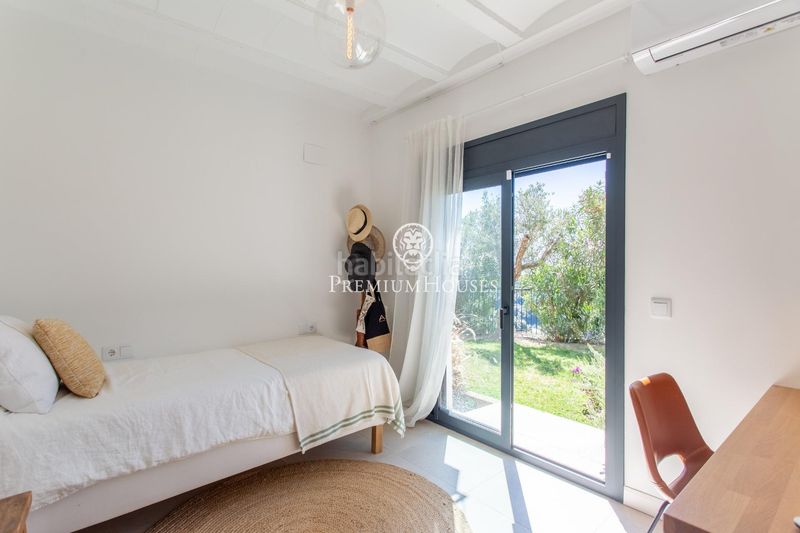 Foto 7c1f0d3d-0ce3-4cb6-9490-fb68cb0f44de. Casa amb calefacció aparcament piscina a Sant Cebrià de Vallalta