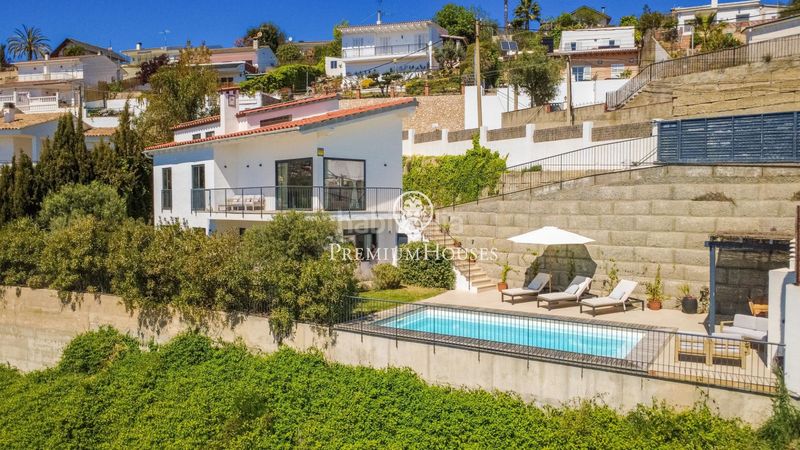 Foto 94b29287-dba4-443e-bddd-30f4977fee5d. Casa amb calefacció aparcament piscina a Sant Cebrià de Vallalta