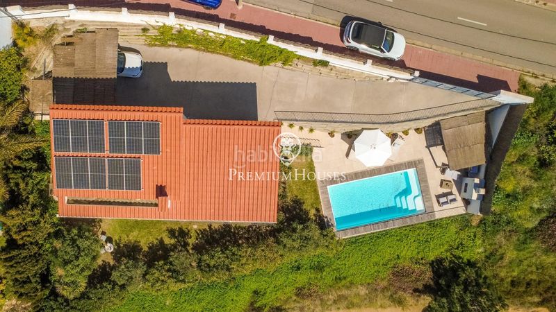 Foto cd585683-d3e5-479f-9bef-d1dc80258859. Casa amb calefacció aparcament piscina a Sant Cebrià de Vallalta