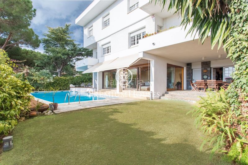 Foto 2e9fb552-f7f8-43a1-9154-1a3f083aff39. Casa  para entrar a vivir en Cabrils