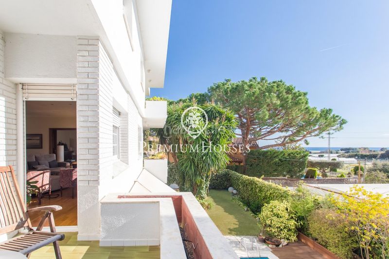 Foto 344f2868-a84c-4d5d-bb91-fe09040af662. Casa  para entrar a vivir en Cabrils