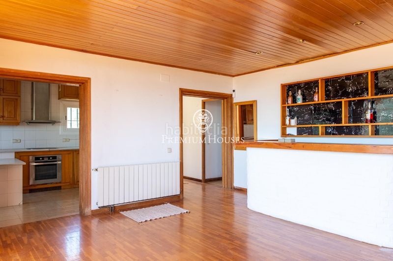 Foto 24ea1218-7e87-4183-9029-53aa60b8d392. Casa amb aparcament a Alella
