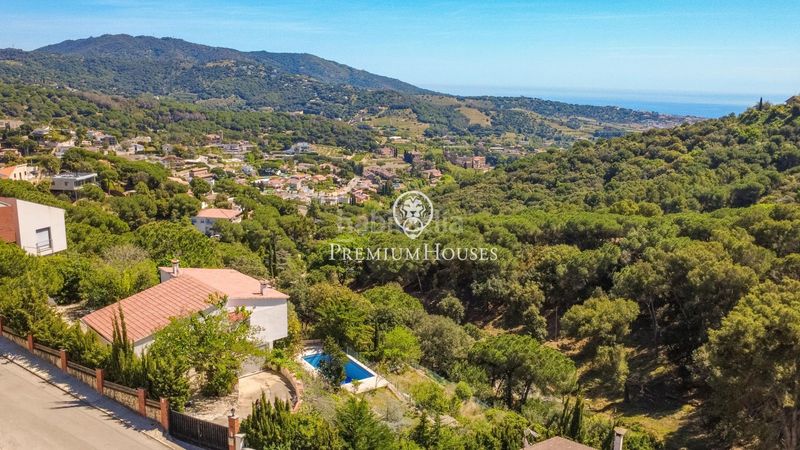 Foto 6b952dd8-360d-4db9-aed1-7f740acefd60. Casa  con vistas espectaculares en venta en Alella