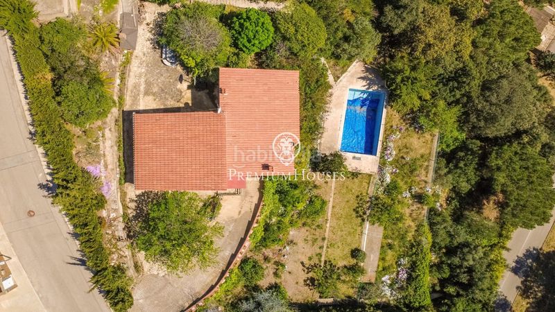 Foto 83416189-2c4e-43be-ba4c-38632f7de82e. Casa  con vistas espectaculares en venta en Alella