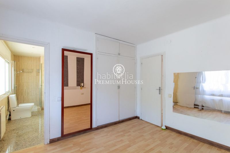 Foto ab7bdcd8-1a94-4b03-951d-16bd0e4135b8. Casa amb aparcament a Alella