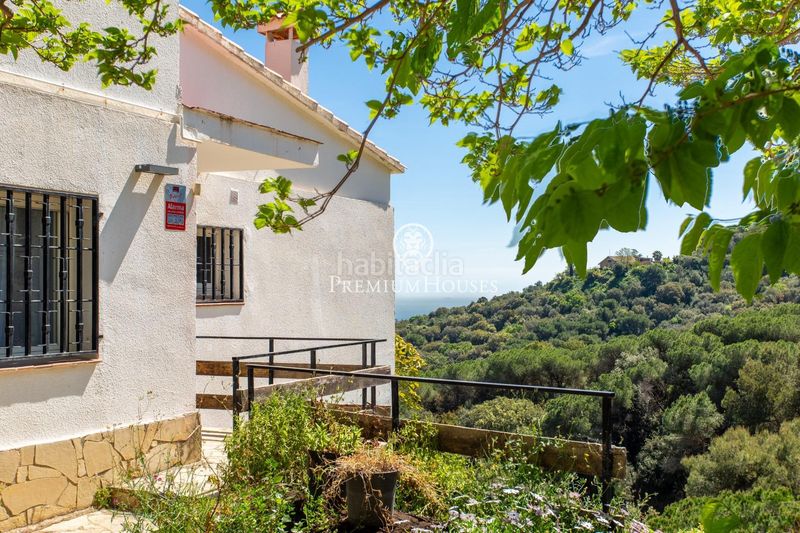 Foto cde0b7ea-9c2a-4019-809e-ff00ec0f042d. Casa  con vistas espectaculares en venta en Alella