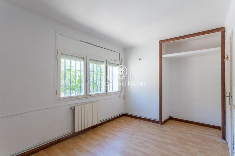 Foto e0b578a0-29cd-4b23-86b3-f563a6c5d338. Casa amb aparcament a Alella
