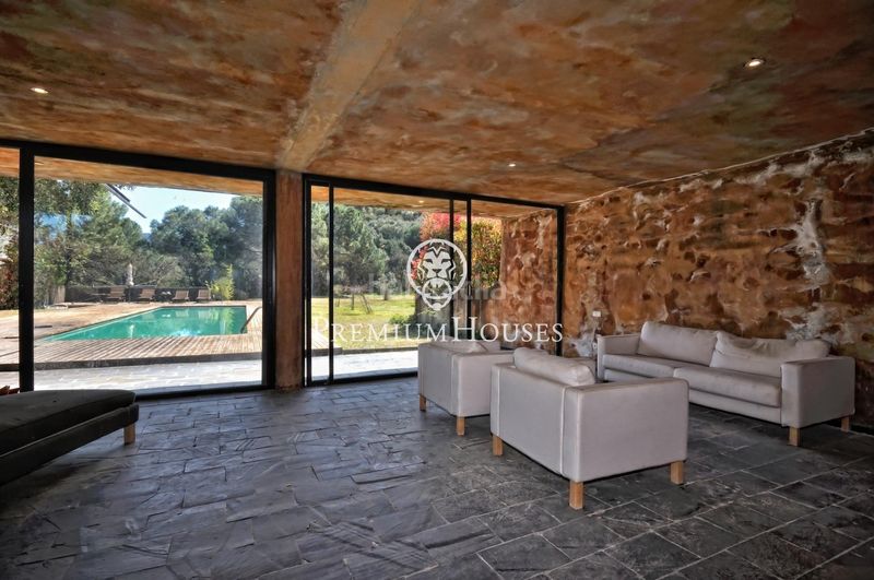 Foto 1d10efe5-6d18-441e-b9ec-05e6cb89114c. Casa amb calefacció aparcament piscina a Vallromanes