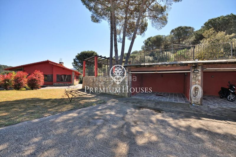 Foto 47062822-0de3-4449-ada6-0f46dc7ae13f. Casa amb calefacció aparcament piscina a Vallromanes