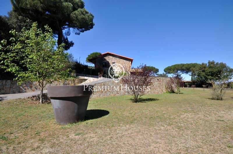 Foto d5d74611-a180-4113-a9e5-d83dba881d68. Casa amb calefacció aparcament piscina a Vallromanes