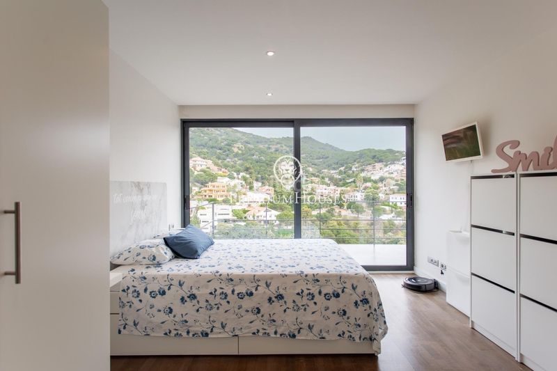 Foto ea61c2b9-353f-417e-8062-a03aa11c9de9. Casa amb calefacció aparcament piscina a Alella