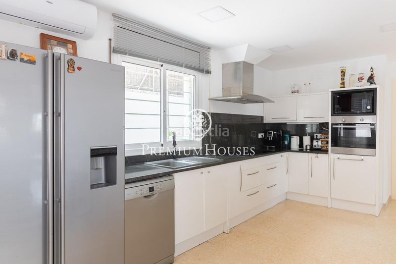 Foto 11f2fb27-e88a-44b2-adf4-b0ae677c8851. Casa amb aparcament a Alella