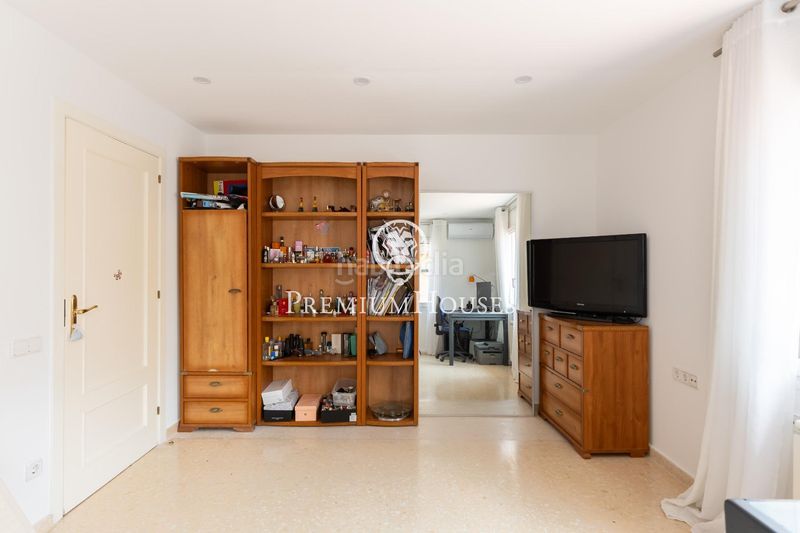 Foto 176c6d32-b76a-4a66-b678-7c26a821c752. Casa amb aparcament a Alella