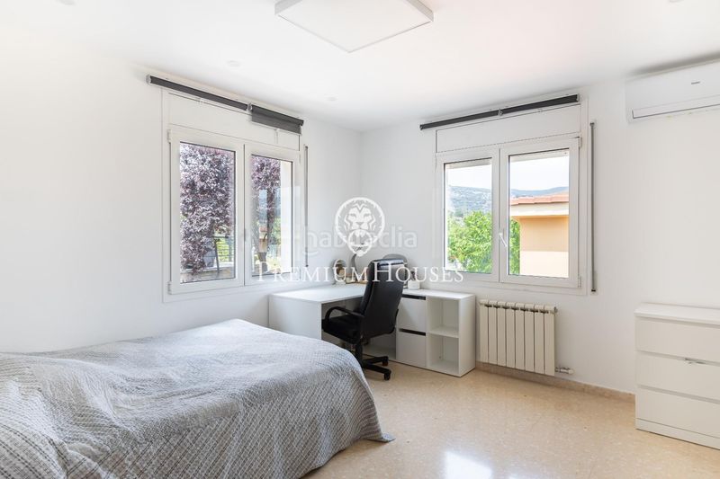 Foto c4106bf6-68dc-4621-b111-9a00f47eb9aa. Casa amb aparcament a Alella