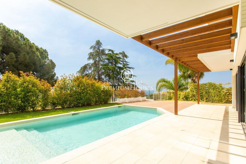 Foto b6b889f7-0b2c-4372-84bf-c7dcb8ea51b0. Casa amb calefacció aparcament piscina a Vilassar de Dalt