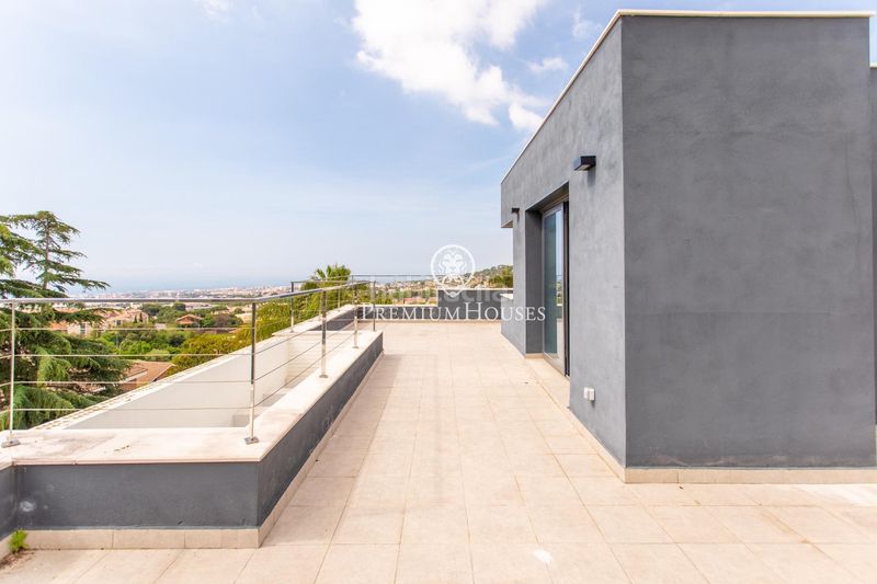 Foto f61ae4fe-8709-4e54-9873-74ccd7799fe6. Casa amb calefacció aparcament piscina a Vilassar de Dalt