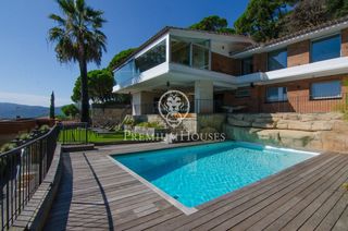 Casa en Cabrils. Moderna casa en venta en cabrils. alrededores de barcelona.