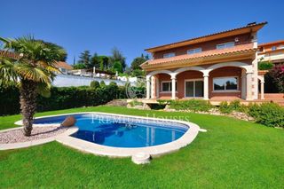 Casa a Supermaresme. Casa en venta en sant vicenç de montalt