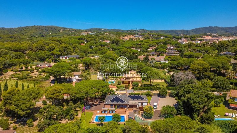 Foto 0694edb6-dabe-41b8-97ee-ca85fec87e7b. Casa amb calefacció aparcament piscina a Canafort-El Puntó Sant Andreu de Llavaneres