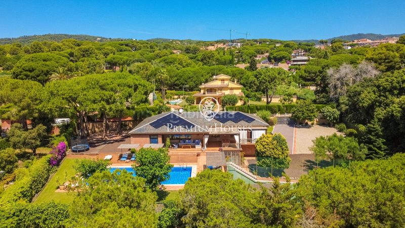 Foto 0c2374ba-ae37-4817-8ca6-7e681495d1bb. Casa amb calefacció aparcament piscina a Canafort-El Puntó Sant Andreu de Llavaneres