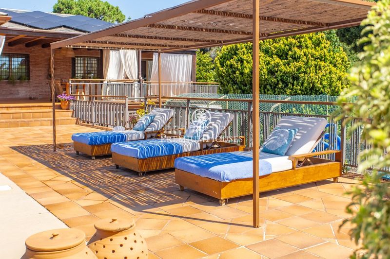 Foto 18293e1b-6f27-4428-bef1-eadeadc15b34. Casa amb calefacció aparcament piscina a Canafort-El Puntó Sant Andreu de Llavaneres