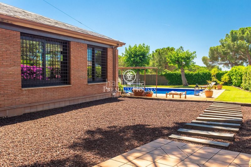 Foto f43eadc6-06bd-4298-bdd1-e8cd3c2b49e3. Casa amb calefacció aparcament piscina a Canafort-El Puntó Sant Andreu de Llavaneres