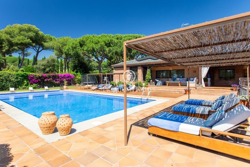 Foto ff0096f3-7e92-475d-9381-de7c12d42ee9. Casa amb calefacció aparcament piscina a Canafort-El Puntó Sant Andreu de Llavaneres