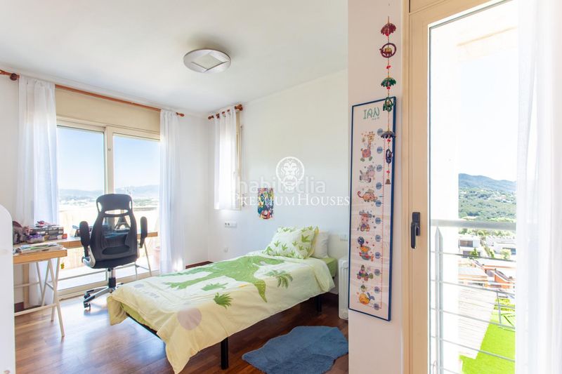 Foto 59d8baa0-c3bb-4992-8c35-5ec77690a3ac. Semi detached house with heating parking pool in Vallromanes