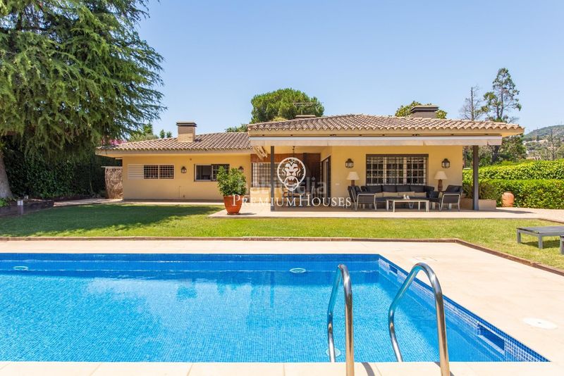 Foto 73a8811d-2bd7-4800-9036-aeded34607b0. Casa amb calefacció aparcament piscina a Cabrils