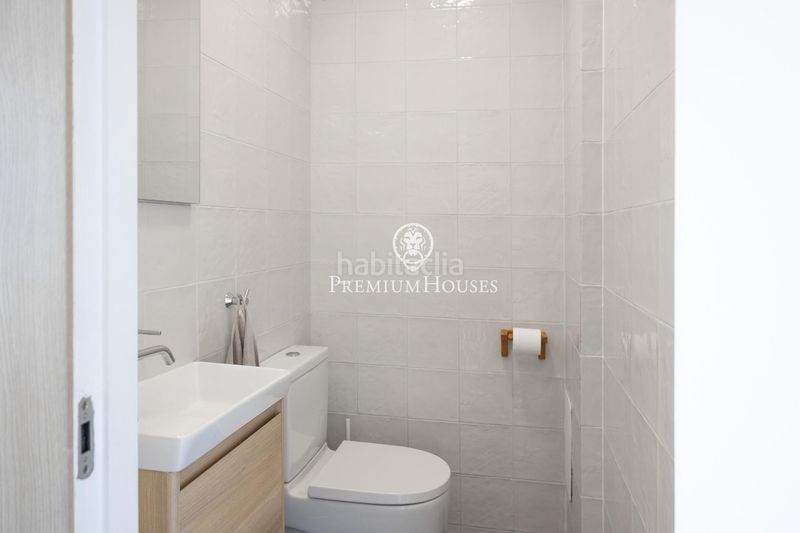 Foto a025c199-132a-4a89-bdd1-1b1edb06d4ba. Casa amb calefacció aparcament piscina a Cabrils
