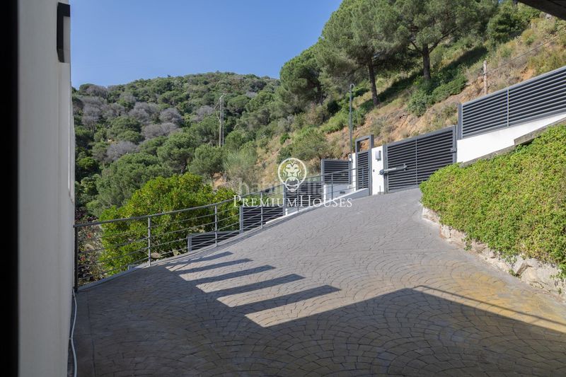 Foto a690cd02-54e5-43f1-9039-0e4445acdaa5. Casa amb calefacció aparcament piscina a Cabrils