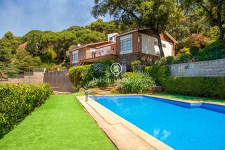 Casa in Vallromanes. Casa en una sola planta a la venta en vallromanes