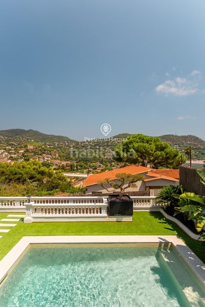 Foto 3a1d6359-3533-4a6f-bd6c-86559ea76cb9. Casa amb calefacció aparcament piscina a Cabrils